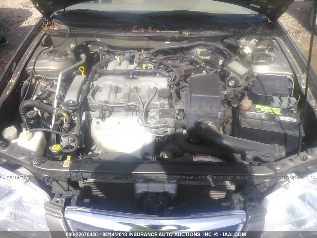 1YVGF22C625304241 - 2002 MAZDA 626 LX Pewter photo 10