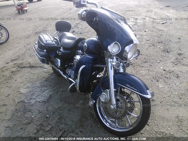 1HD1FCW13YY638324 - 2000 HARLEY-DAVIDSON FLHTCUI BLUE photo 1