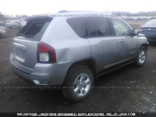 1C4NJCBA7FD185322 - 2015 JEEP COMPASS SPORT GRAY photo 4