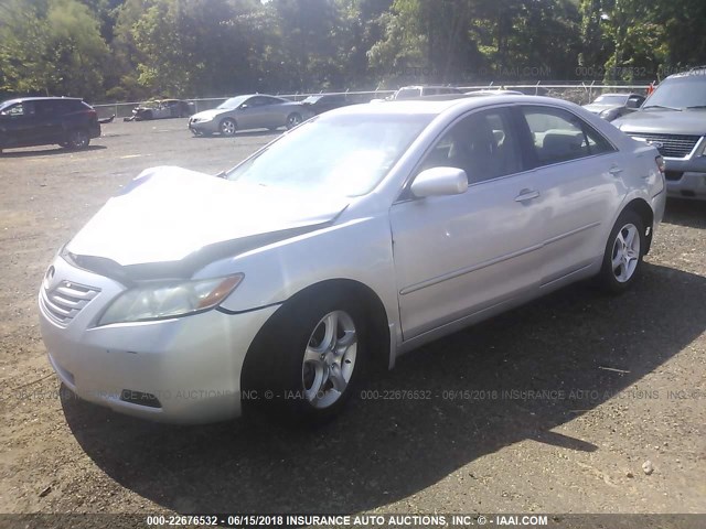 4T1BE46KX9U879289 - 2009 TOYOTA CAMRY SE/LE/XLE SILVER photo 2