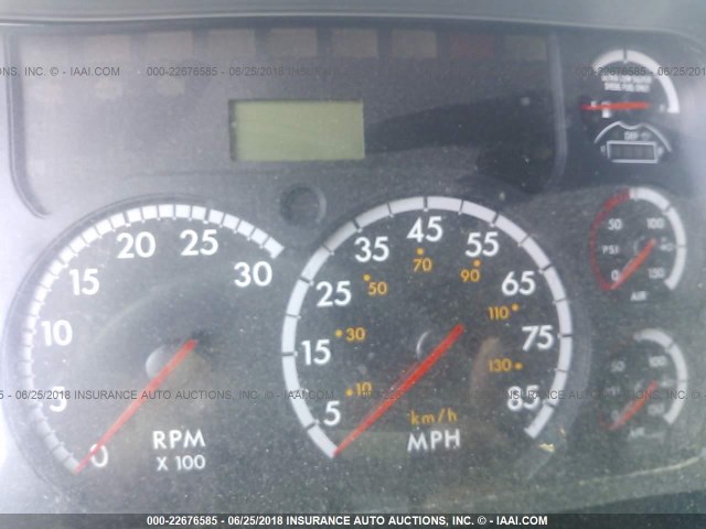 1FUJGLBG3CSBL3920 - 2012 FREIGHTLINER CASCADIA 125  WHITE photo 6