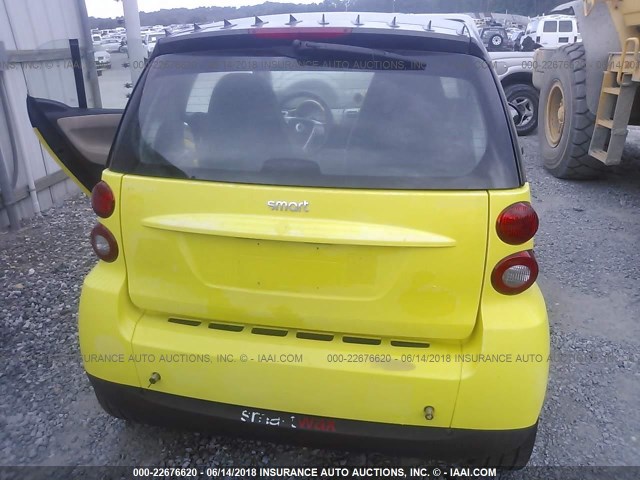 WMEEJ31X38K174310 - 2008 SMART FORTWO PURE/PASSION YELLOW photo 8