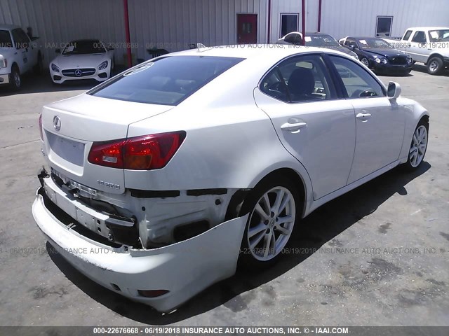 JTHBK262172050975 - 2007 LEXUS IS 250 WHITE photo 4