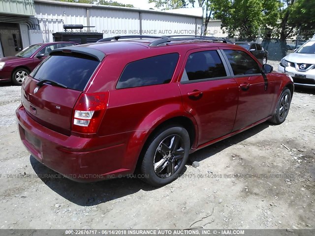 2D4FV47T47H878882 - 2007 DODGE MAGNUM SE RED photo 4