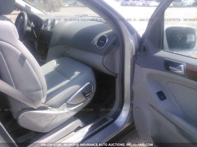 4JGBB86E36A001260 - 2006 MERCEDES-BENZ ML 350 SILVER photo 5