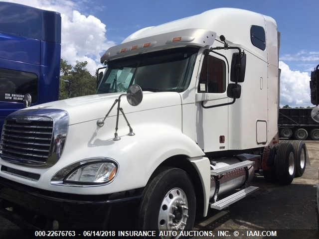 1FUJA6CK84LM16585 - 2004 FREIGHTLINER COLUMBIA COLUMBIA Unknown photo 2