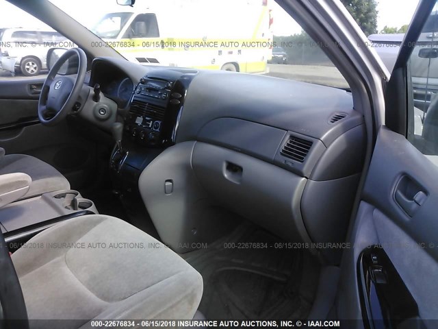 5TDZA23C24S029167 - 2004 TOYOTA SIENNA CE/LE SILVER photo 5