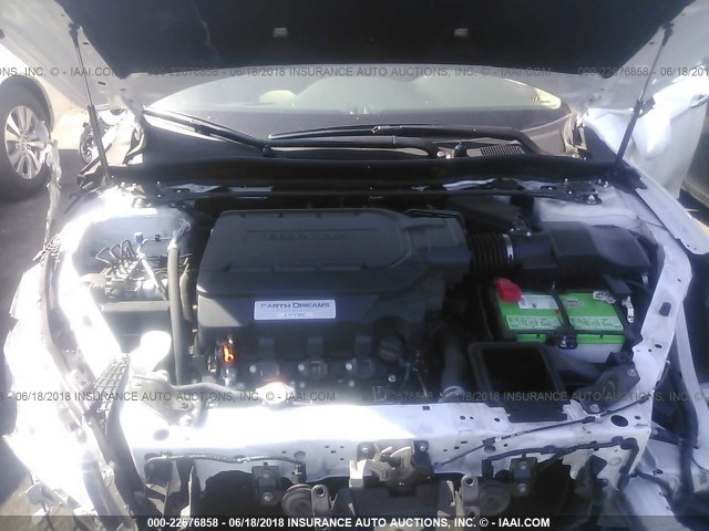 1HGCR3F9XGA029182 - 2016 HONDA ACCORD TOURING WHITE photo 10