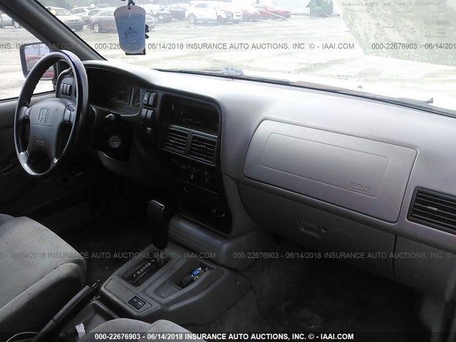 4S6CK58V5V4403348 - 1997 HONDA PASSPORT EX/LX თეთრი ფოტო 5