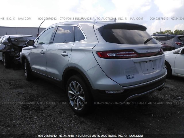 5LMCJ2C90GUJ27245 - 2016 LINCOLN MKC SELECT SILVER photo 3