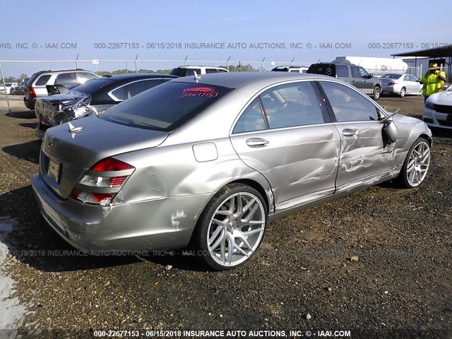 WDDNG71X07A017929 - 2007 MERCEDES-BENZ S 550 GRAY photo 4