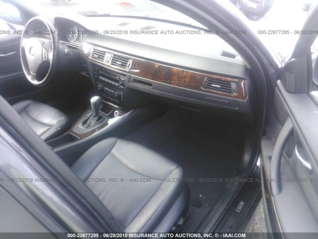 WBAVD33586KV60118 - 2006 BMW 330 XI GRAY photo 5