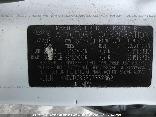 KNDJD735295882362 - 2009 KIA SORENTO LX/EX WHITE photo 9