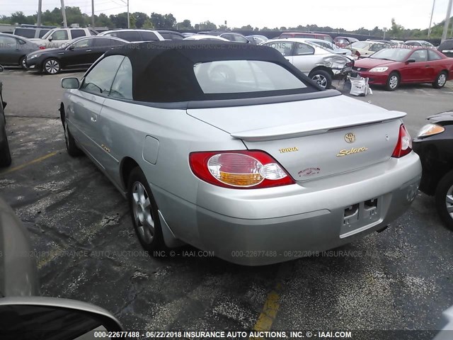 2T1FF22P62C589417 - 2002 TOYOTA CAMRY SOLARA SE/SLE Gümüş foto 3