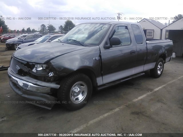 2FTRX17264CA62176 - 2004 FORD F-150 HERITAGE CLASSIC GRAY photo 2