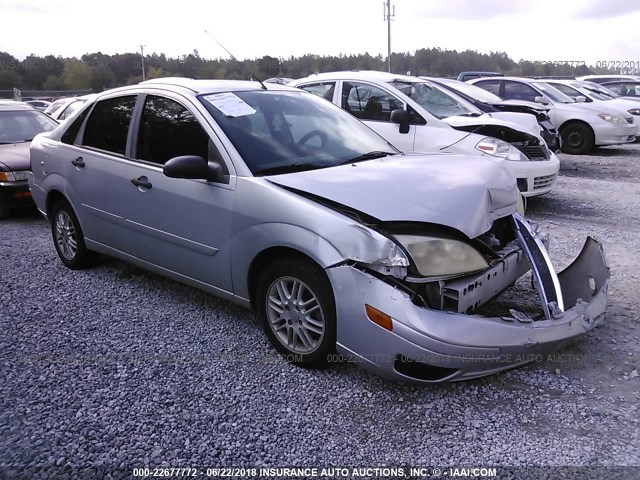 1FAFP34N47W251260 - 2007 FORD FOCUS ZX4/S/SE/SES SILVER photo 1