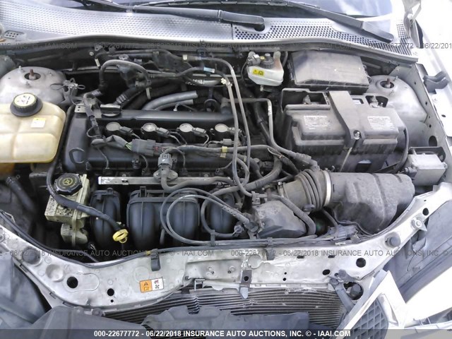 1FAFP34N47W251260 - 2007 FORD FOCUS ZX4/S/SE/SES SILVER photo 10