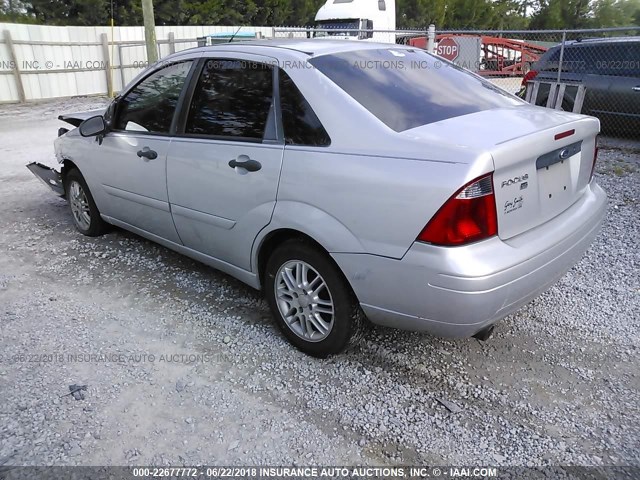 1FAFP34N47W251260 - 2007 FORD FOCUS ZX4/S/SE/SES 银色 照片 3