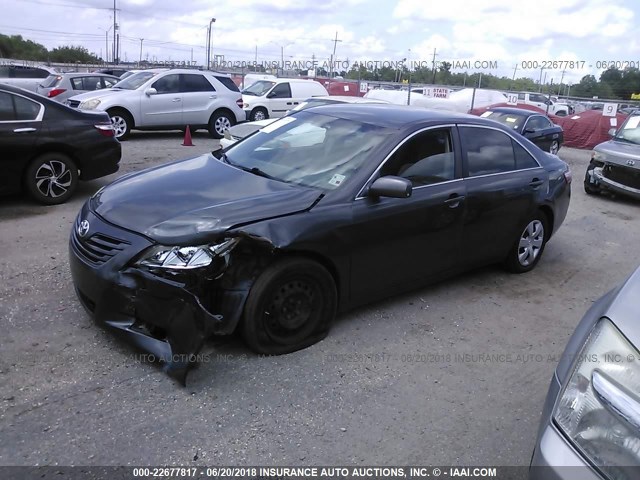 4T1BE46K69U883436 - 2009 TOYOTA CAMRY SE/LE/XLE ნაცრისფერი ფოტო 2