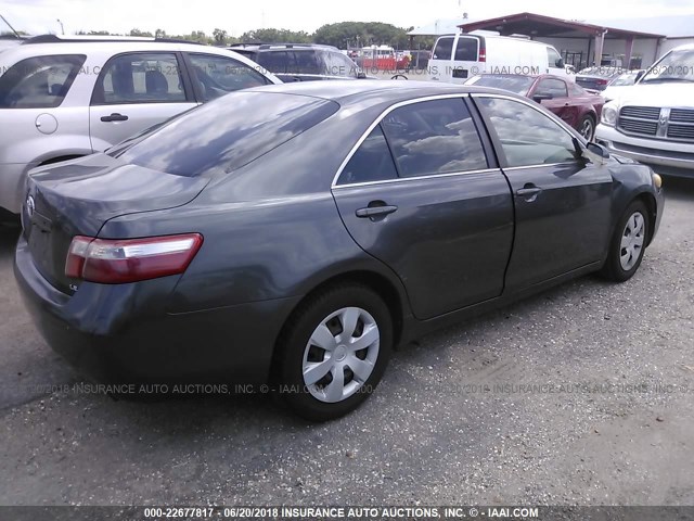 4T1BE46K69U883436 - 2009 TOYOTA CAMRY SE/LE/XLE ნაცრისფერი ფოტო 4