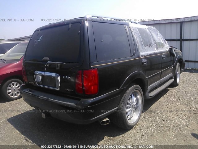 5LMPU28L1WLJ30477 - 1998 LINCOLN NAVIGATOR BLACK photo 4
