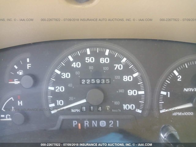 5LMPU28L1WLJ30477 - 1998 LINCOLN NAVIGATOR BLACK photo 7