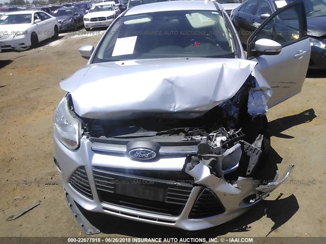 1FADP3F25EL187058 - 2014 FORD FOCUS SE SILVER photo 6