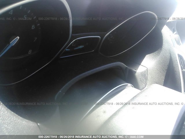 1FADP3F25EL187058 - 2014 FORD FOCUS SE ვერცხლისფერი ფოტო 7