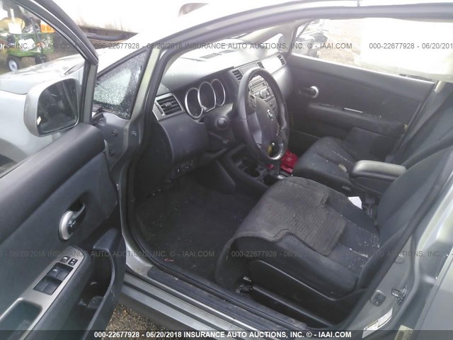3N1BC1CP7AL368004 - 2010 NISSAN VERSA S/SL GRAY photo 5