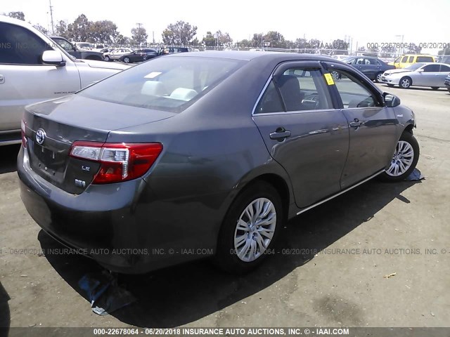 4T1BD1FK9DU096068 - 2013 TOYOTA CAMRY HYBRID/LE/XLE GRAY photo 4