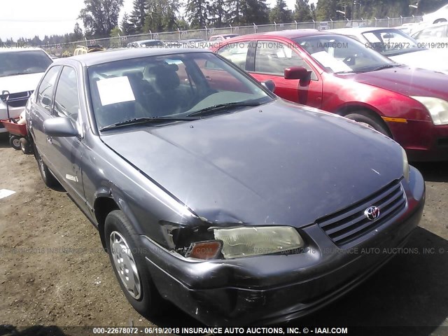 JT2BG22K0W0190995 - 1998 TOYOTA CAMRY CE/LE/XLE 灰色 照片 1