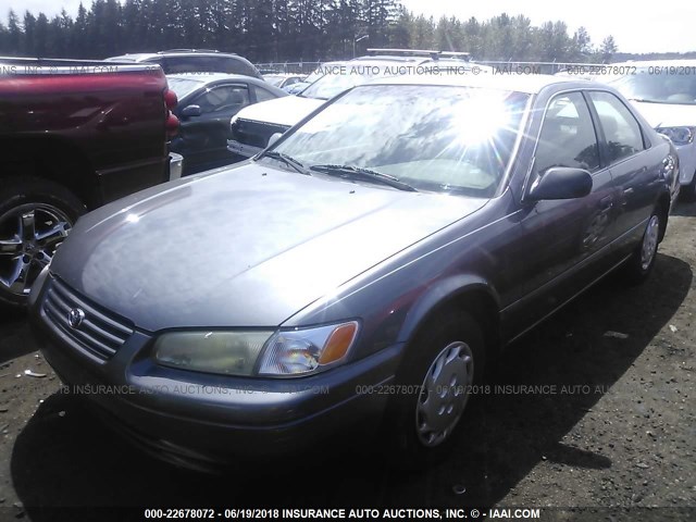 JT2BG22K0W0190995 - 1998 TOYOTA CAMRY CE/LE/XLE 灰色 照片 2