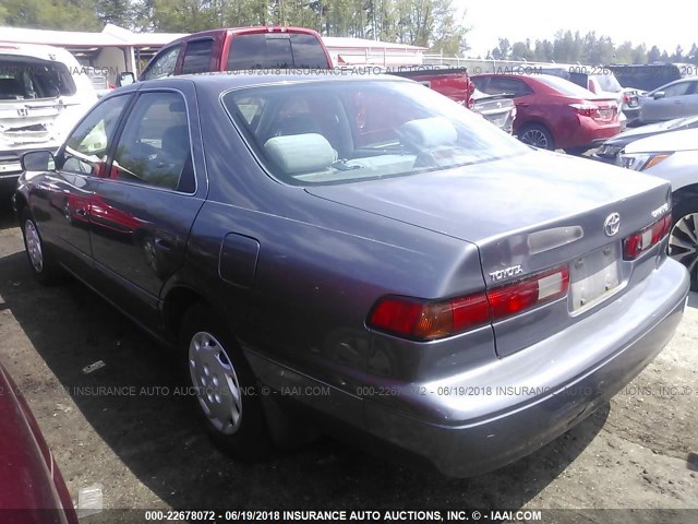 JT2BG22K0W0190995 - 1998 TOYOTA CAMRY CE/LE/XLE 灰色 照片 3
