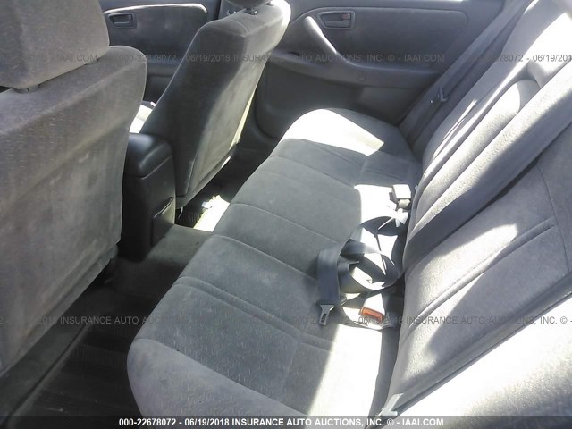 JT2BG22K0W0190995 - 1998 TOYOTA CAMRY CE/LE/XLE 灰色 照片 8