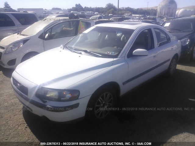 YV1RS61T142380547 - 2004 VOLVO S60 Белый фото 2