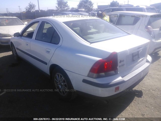 YV1RS61T142380547 - 2004 VOLVO S60 Белый фото 3