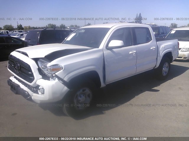 5TFAX5GN4JX111397 - 2018 TOYOTA Tacoma DOUBLE CAB/SR/SR5 WHITE photo 2