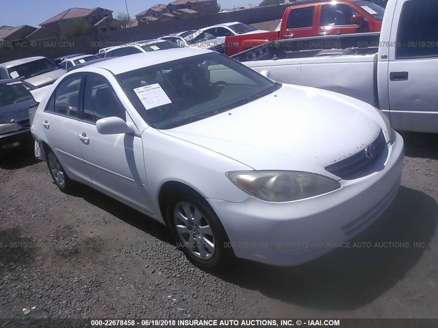 4T1BE32KX4U320091 - 2004 TOYOTA CAMRY LE/XLE/SE თეთრი ფოტო 1