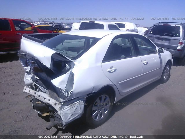 4T1BE32KX4U320091 - 2004 TOYOTA CAMRY LE/XLE/SE თეთრი ფოტო 4