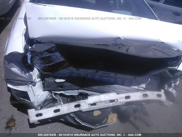 4T1BE32KX4U320091 - 2004 TOYOTA CAMRY LE/XLE/SE თეთრი ფოტო 6