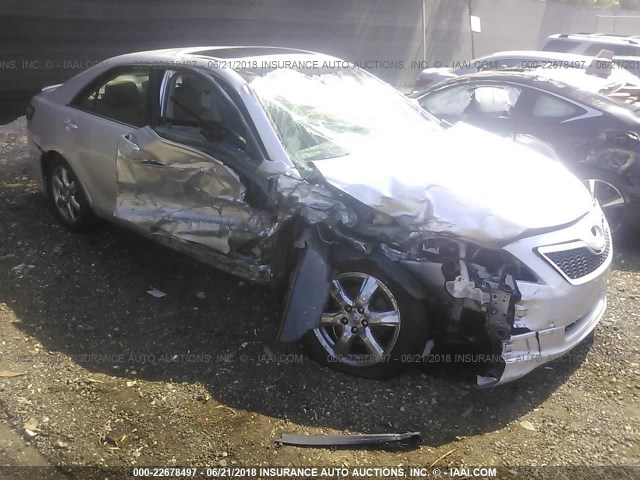 4T1BE46K58U740279 - 2008 TOYOTA CAMRY CE/LE/XLE/SE SILVER photo 1