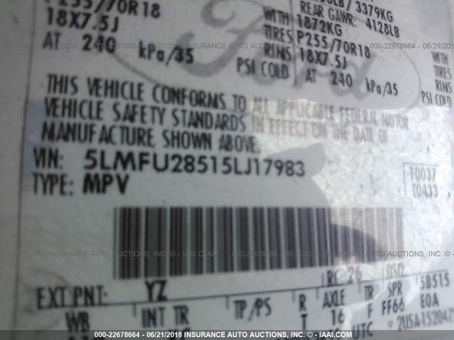 5LMFU28515LJ17983 - 2005 LINCOLN NAVIGATOR WHITE photo 9