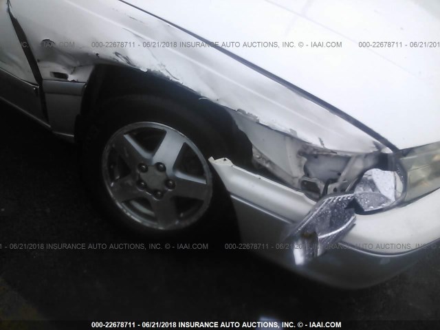 JT2BG22K610584431 - 2001 TOYOTA CAMRY CE/LE/XLE 白色 照片 6