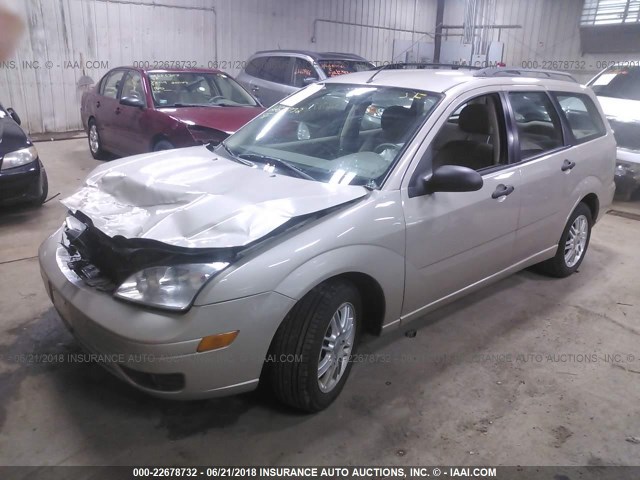 1FAFP36N06W148008 - 2006 FORD FOCUS ZXW TAN photo 2