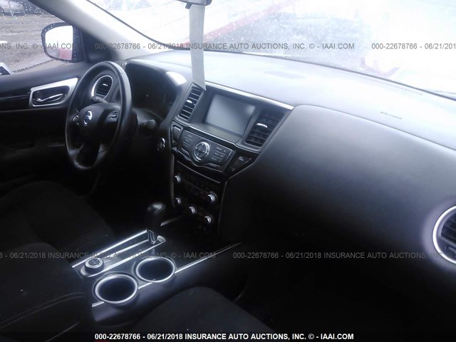 5N1AR2MM0DC633424 - 2013 NISSAN PATHFINDER S/SV/SL/PLATINUM 黑色 照片 5