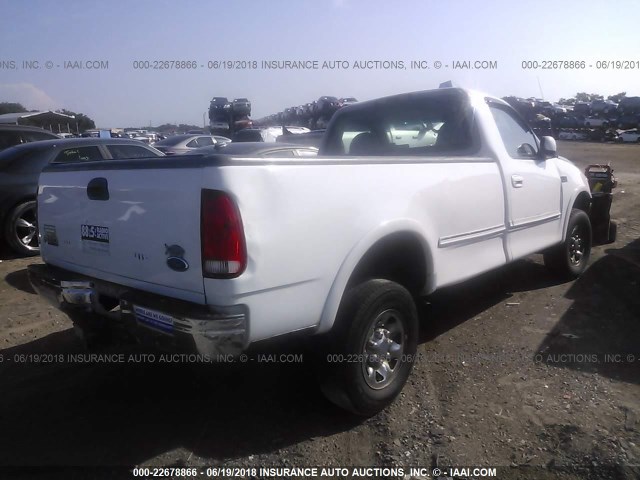 1FTFF28L3VND36352 - 1997 FORD F250 WHITE photo 4