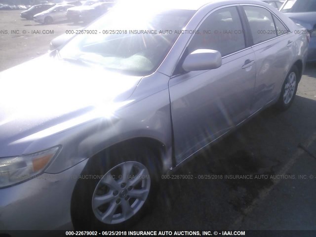 4T4BF3EK5BR201487 - 2011 TOYOTA CAMRY SE/LE/XLE ვერცხლისფერი ფოტო 6
