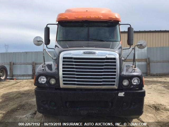 1FUJBBCG17LW33935 - 2007 FREIGHTLINER ST120 ST120 ORANGE photo 8