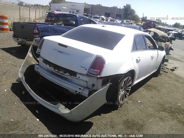 2C3CCABG3DH602336 - 2013 CHRYSLER 300 S WHITE photo 4