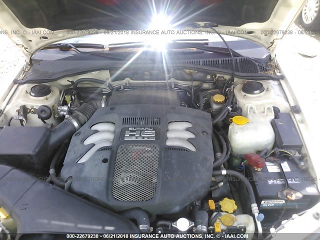 4S3BH806527628067 - 2002 SUBARU LEGACY OUTBACK H6 3.0 LL BEAN WHITE photo 10